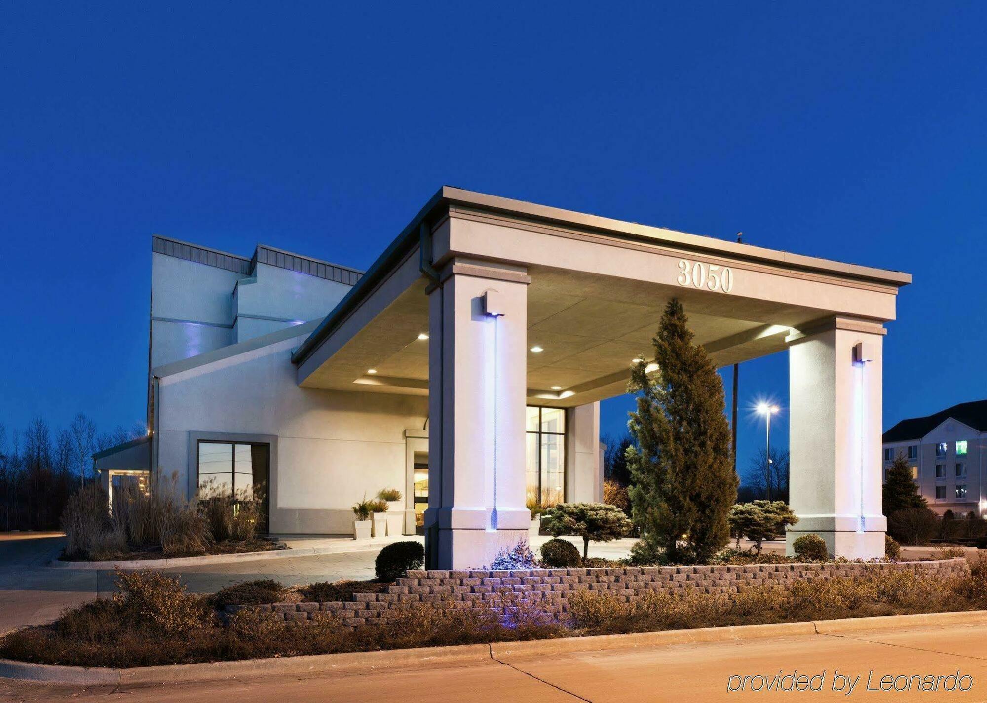 Holiday Inn Express & Suites Springfield By Ihg Extérieur photo
